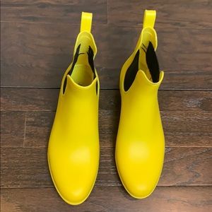 J. Crew Shoes - J. Crew Matte Chelsea Rain boots J. Crew Shoes - J. Crew Matte Chelsea Rain boots